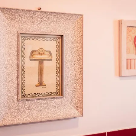 Panzió Casa Fuori Casa - 200 Mt Dal Casello Autostradale, Parcheggio Gratuito, Garage Moto