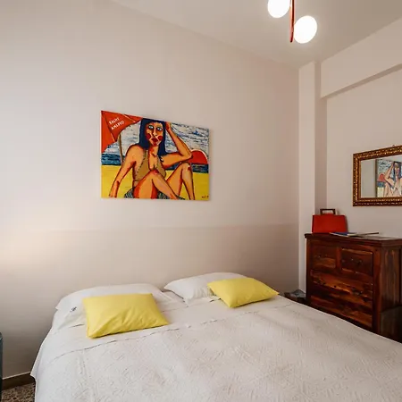 Casa Fuori Casa -appartamento Con Aria Condizionata, Parcheggio Auto, Garage Moto, Box Bici Senigallia