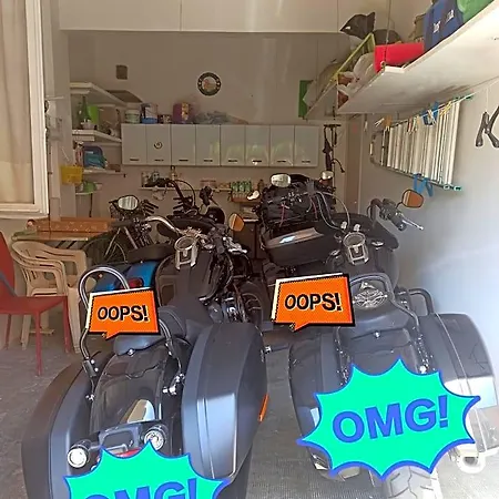 Casa Fuori Casa - 200 Mt Dal Casello Autostradale, Parcheggio Gratuito, Garage Moto Bed & Breakfast Senigallia